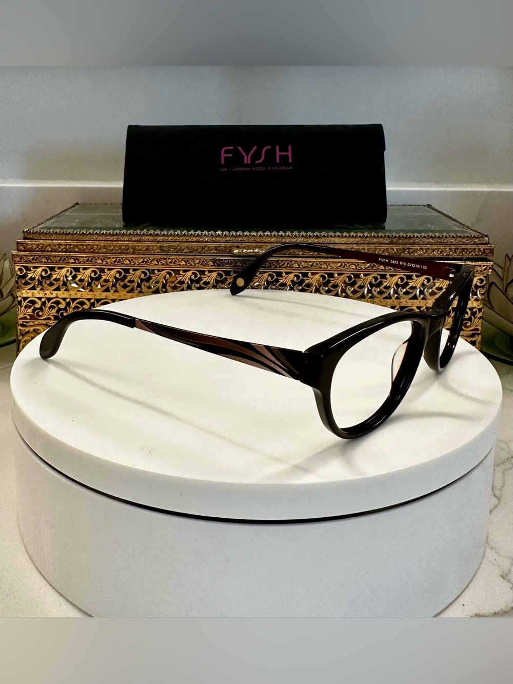 Fysh UK Urban Eyewear Eyeglass Frames Only/No lenses, VGUC w/ Fysh Hard-Case EUC